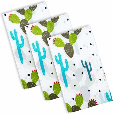 PE Plastic Disposable Rectangular Tablecloths 108&quot; × 54&quot; With Cactus Desert Pattern